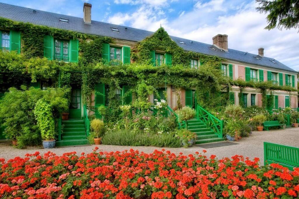 Maison Fleurs De Lys, Climatisee, Wifi Et Parking Privee Gratuit, Lave-Linge, Vernon Giverny Екстер'єр фото