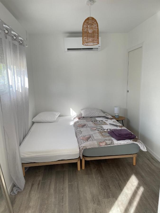 Maison Fleurs De Lys, Climatisee, Wifi Et Parking Privee Gratuit, Lave-Linge, Vernon Giverny Екстер'єр фото