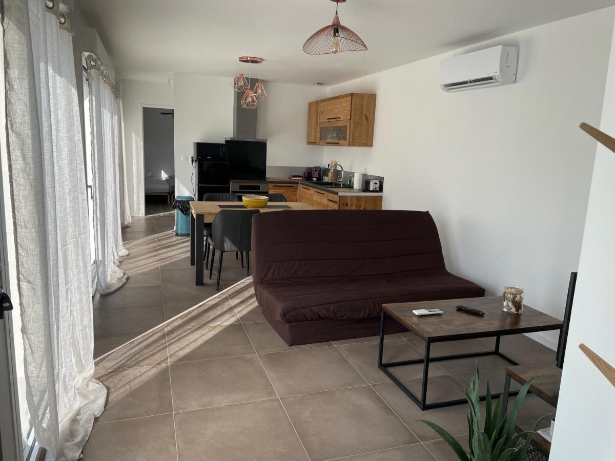 Maison Fleurs De Lys, Climatisee, Wifi Et Parking Privee Gratuit, Lave-Linge, Vernon Giverny Екстер'єр фото
